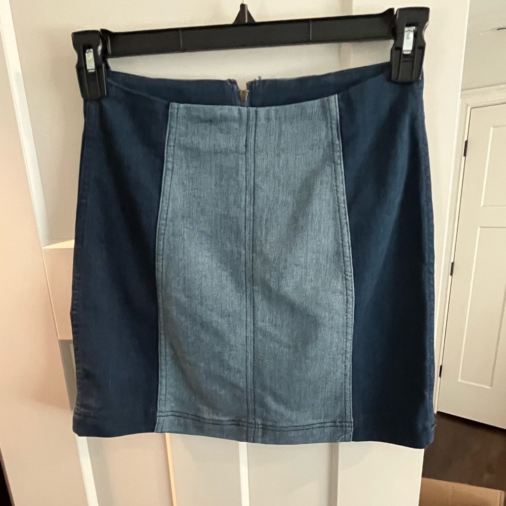 Never worn Free People bodycon denim mini skirt size 6